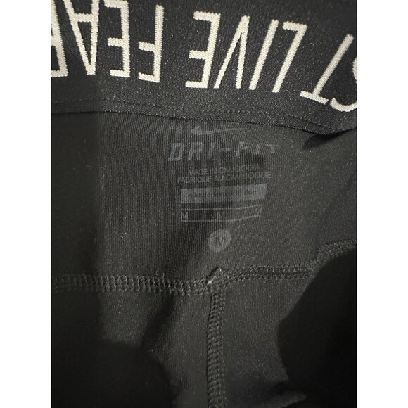 Nike Womens Dri-Fit Black Compression Leggings Size Medium Gorpcore Athleisure - Picture 10 of 10